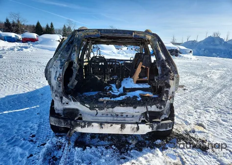 2019 Jeep Cherokee Latitude Plus z USA, uszkodzony, nr VIN 1C4PJMLB9KD195379